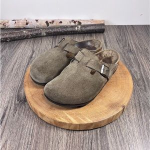Birkenstock | Tan Suede Boston Clogs Size 38/7